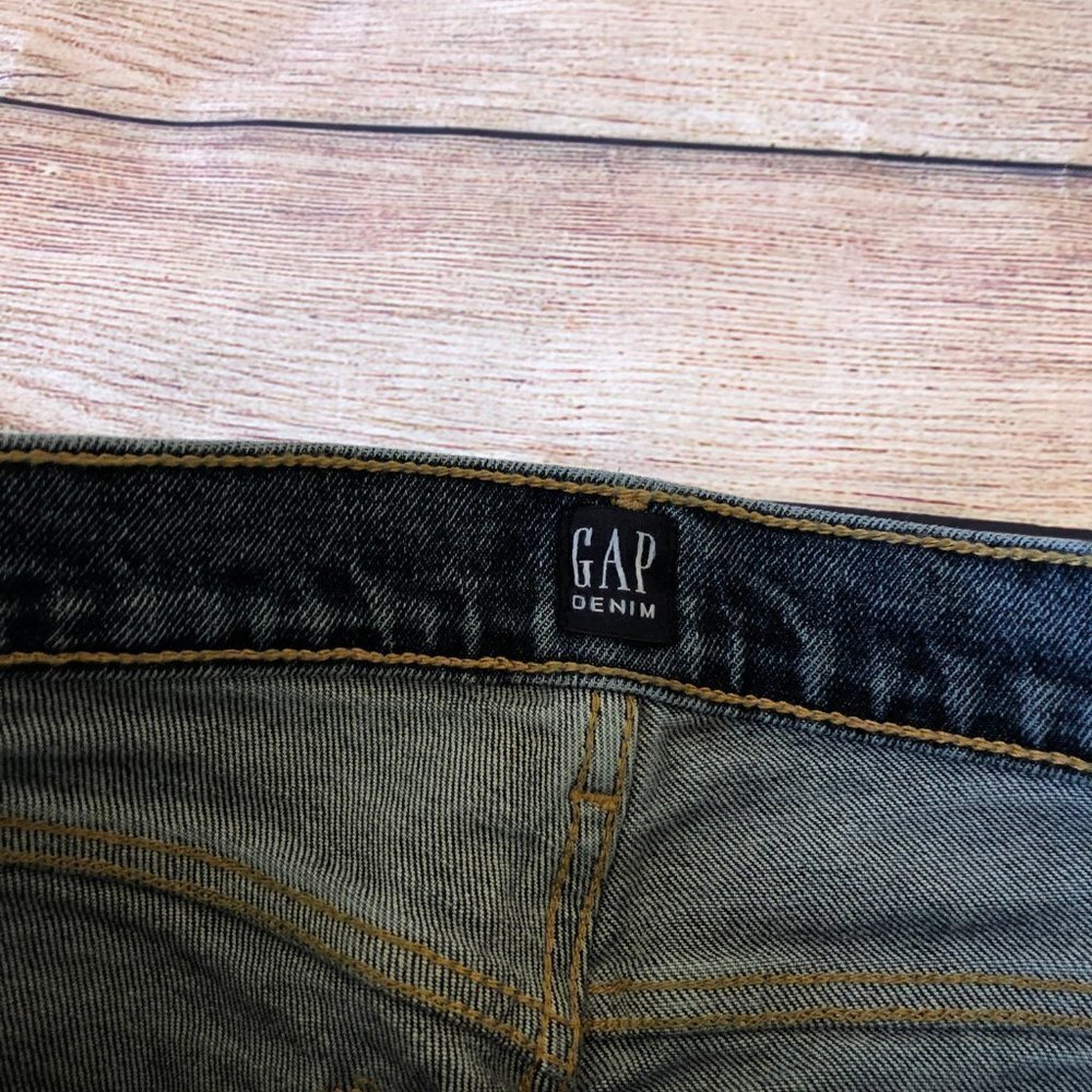 Gap Slim Straight Distressed Jeans Size 2/26R - Picture 5 of 8